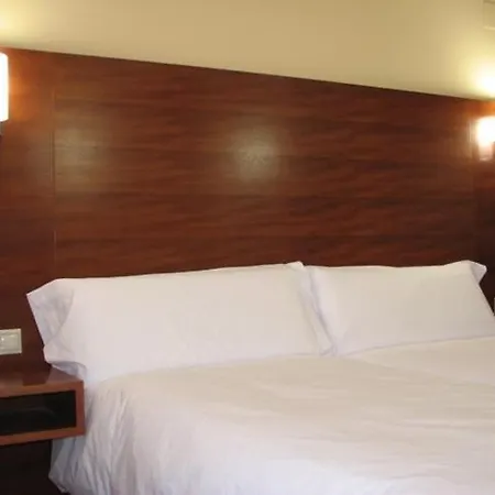 Hotel Ruta De La Plata De Asturias Pola de Lena