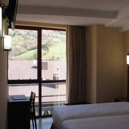 Hotel Ruta De La Plata De Asturias