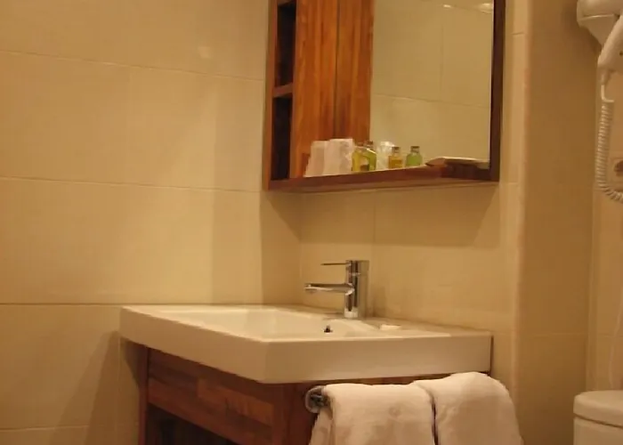 Ruta De La Plata De Asturias Pola de Lena