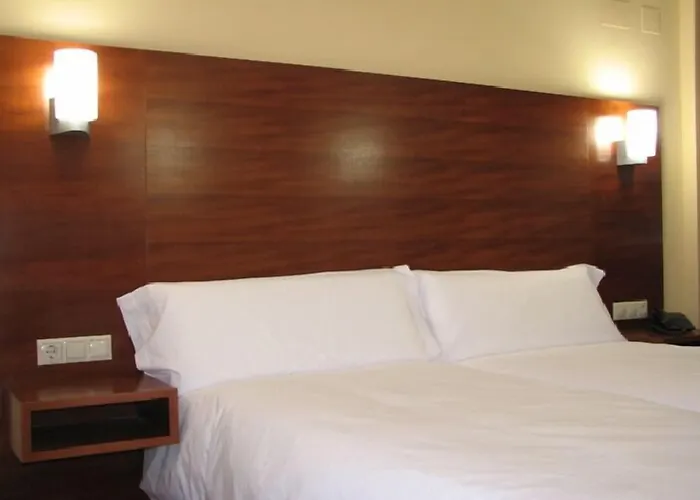 Ruta De La Plata De Asturias Pola de Lena